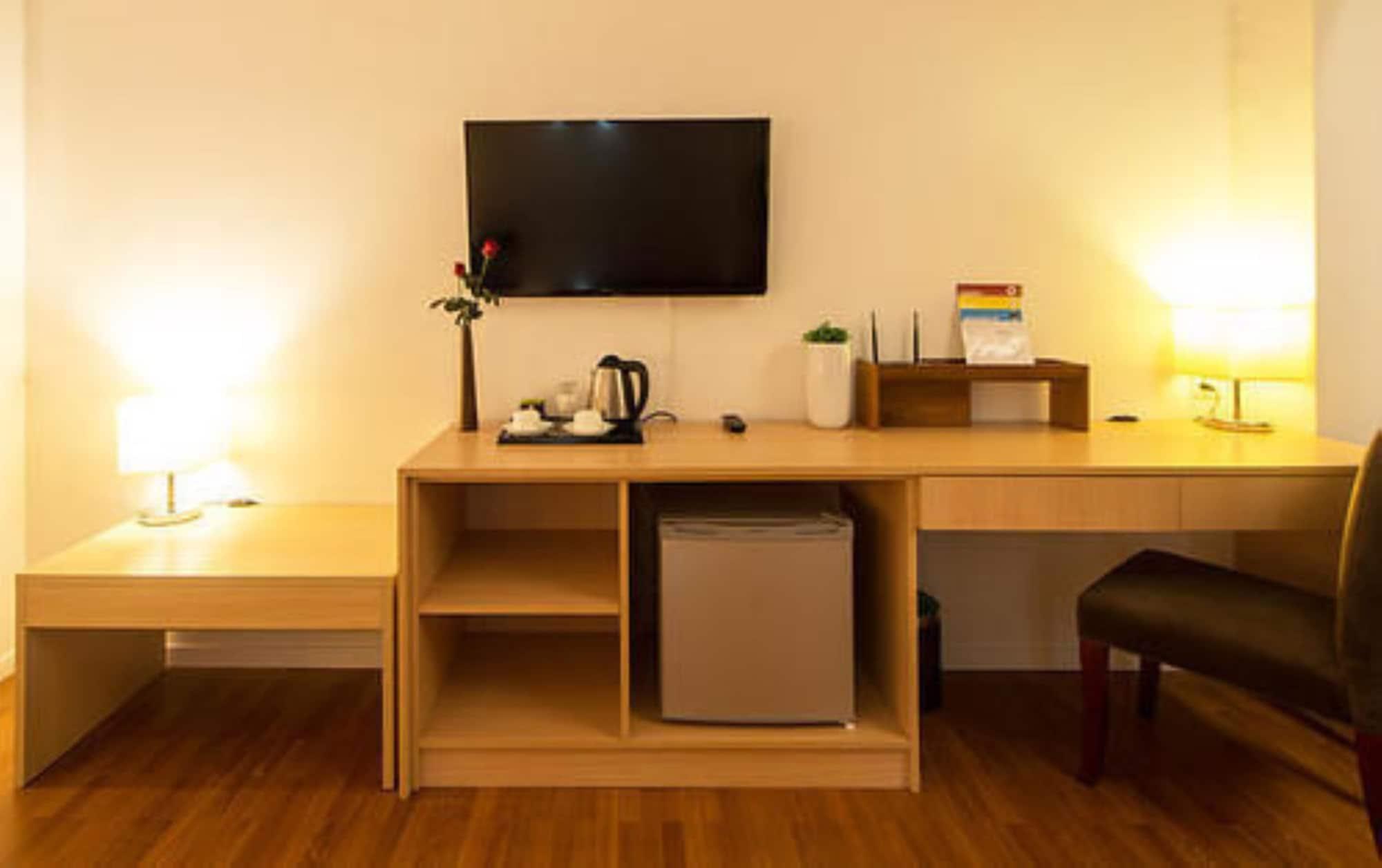 יאנגון Wyne Hotel מראה חיצוני תמונה