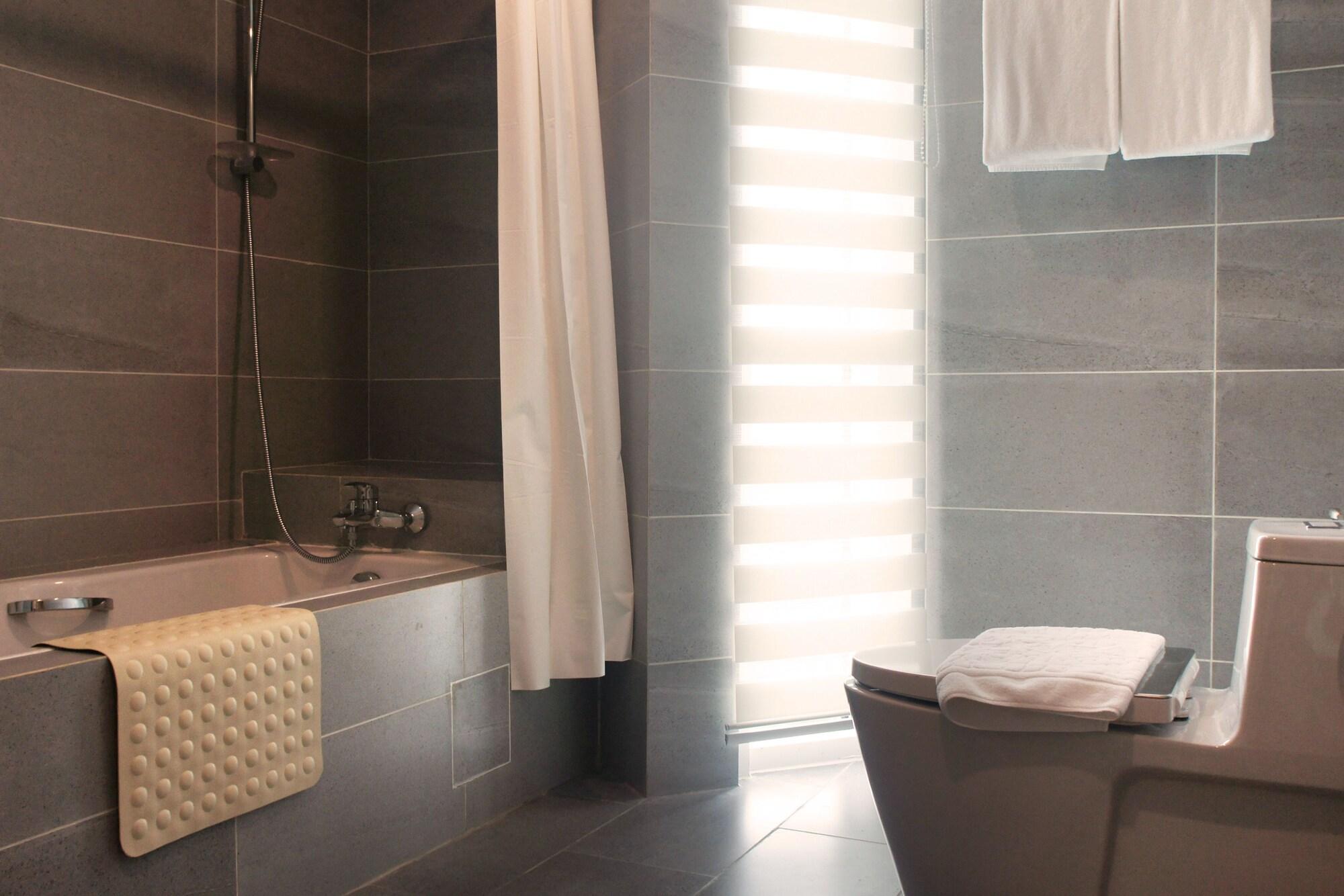 יאנגון Wyne Hotel מראה חיצוני תמונה