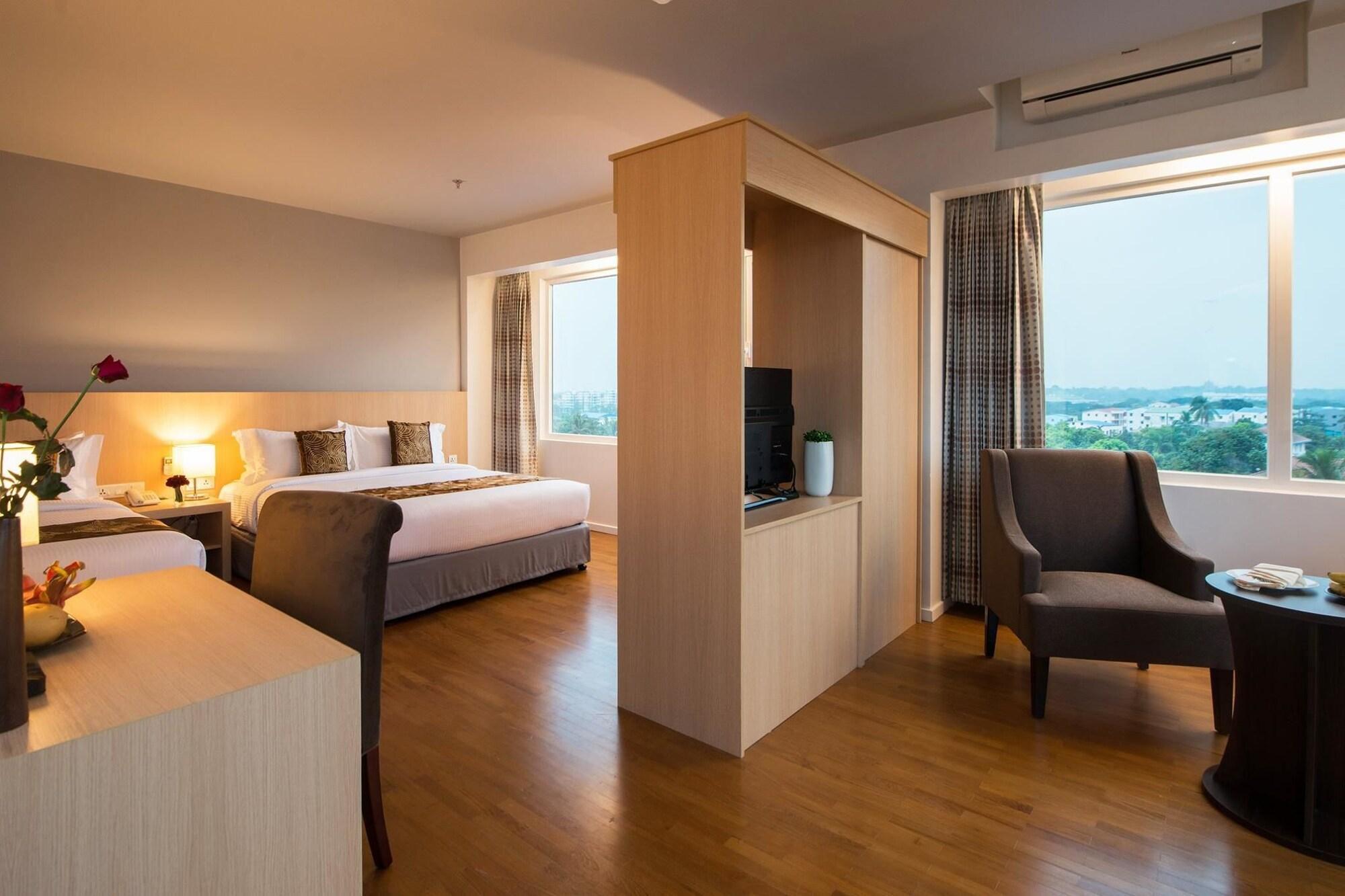 יאנגון Wyne Hotel מראה חיצוני תמונה
