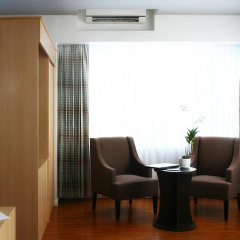 יאנגון Wyne Hotel מראה חיצוני תמונה